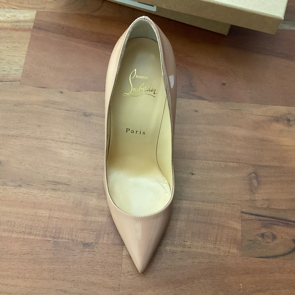 👠 Christian Louboutin Nude Patent Leather heels 👠 - Picture 5 of 12